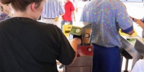 Using Biometrics in Business and Industry Using Biometrics in Business and Industry